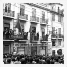 Celebrations of the revolution  from the balcony of the newspaper "Republica" 